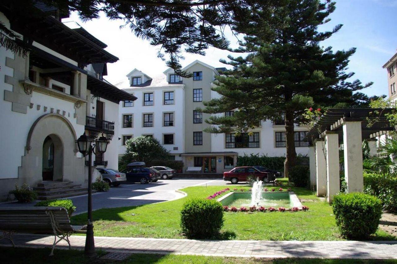 Palacio Arias Navia Bagian luar foto