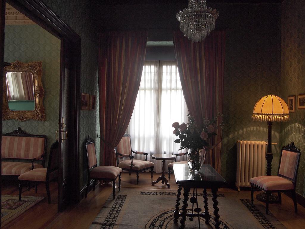 Palacio Arias Navia Bagian luar foto
