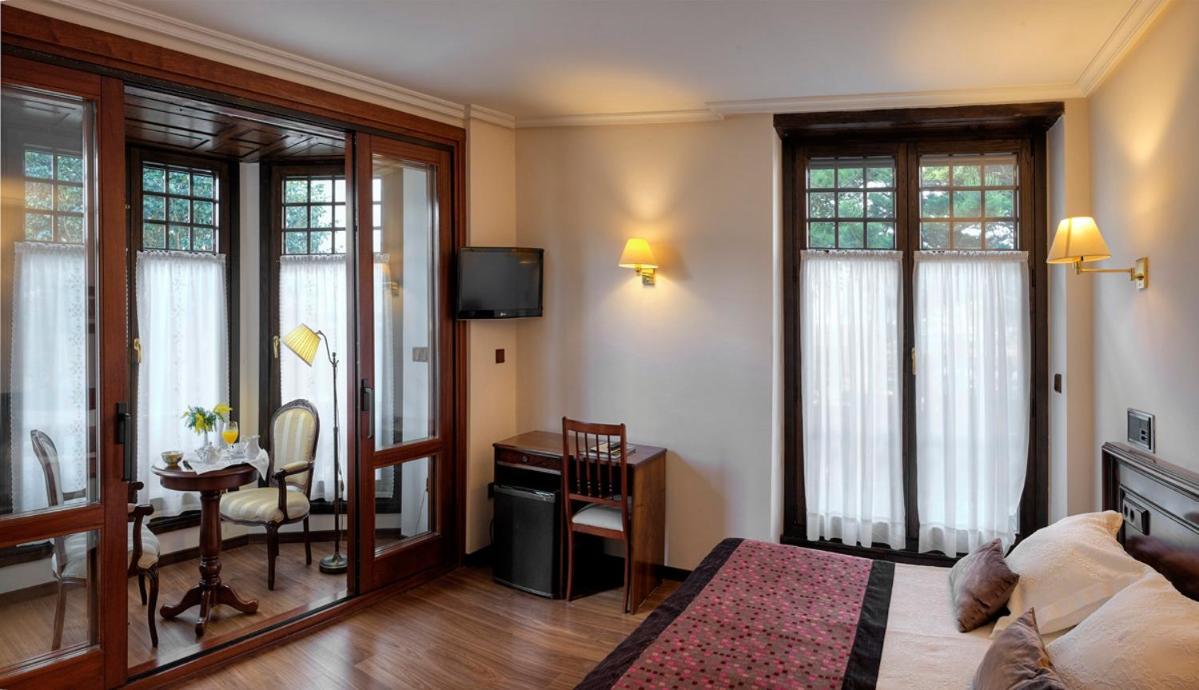 Palacio Arias Navia Bagian luar foto