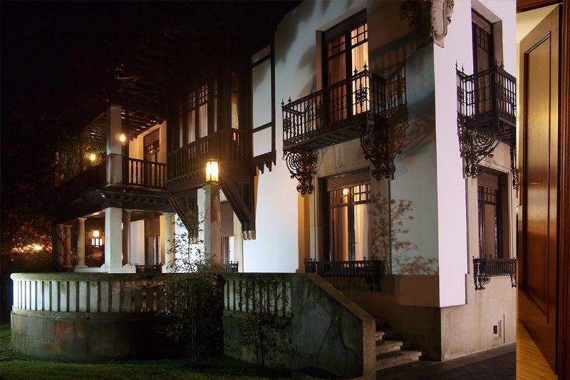 Palacio Arias Navia Bagian luar foto